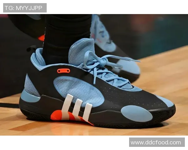 足球明星时尚风采全揭秘从球场到生活的服装选择与搭配技巧