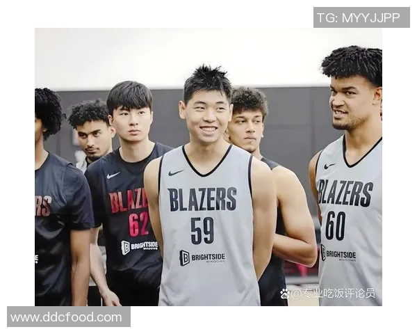 三位篮球明星名字的女生们展现出无限魅力与风采的故事